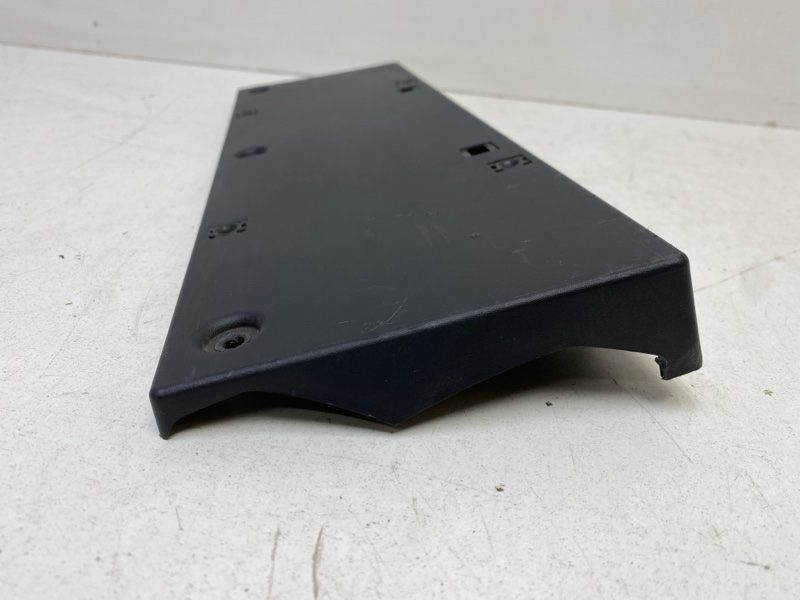 Накладка переднего бампера под номер