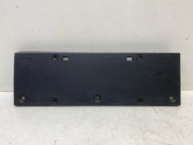 Накладка переднего бампера под номер