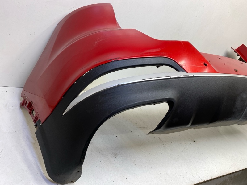 Бампер задний