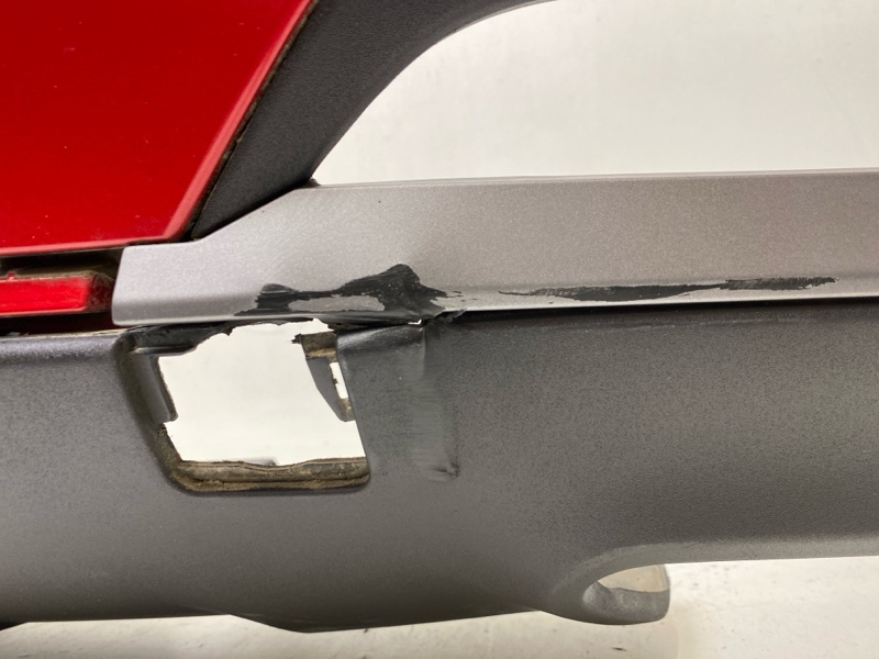 Бампер задний