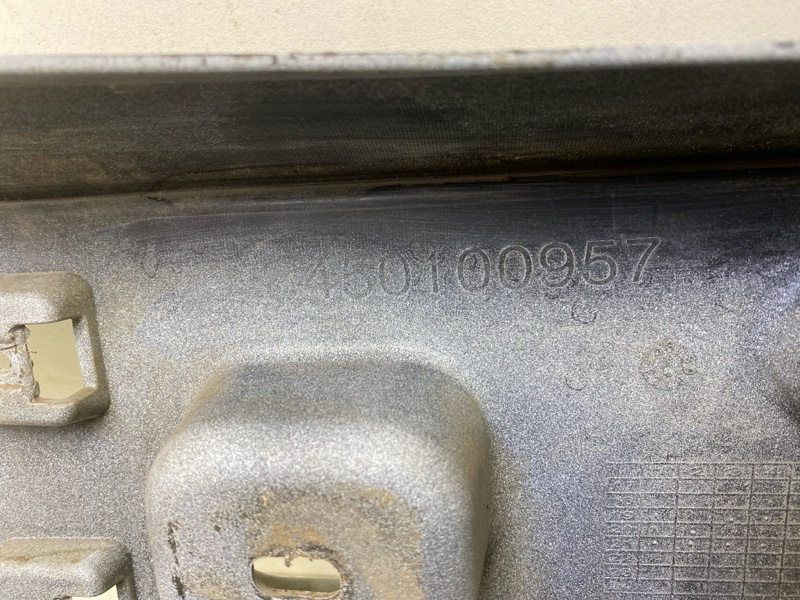 Бампер передний