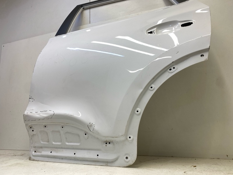 Дверь задняя правая