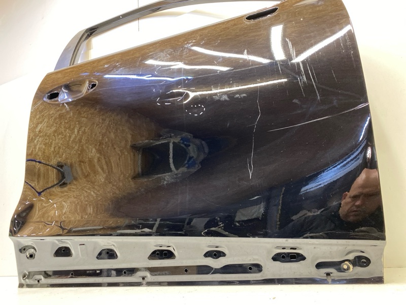 Дверь передняя правая