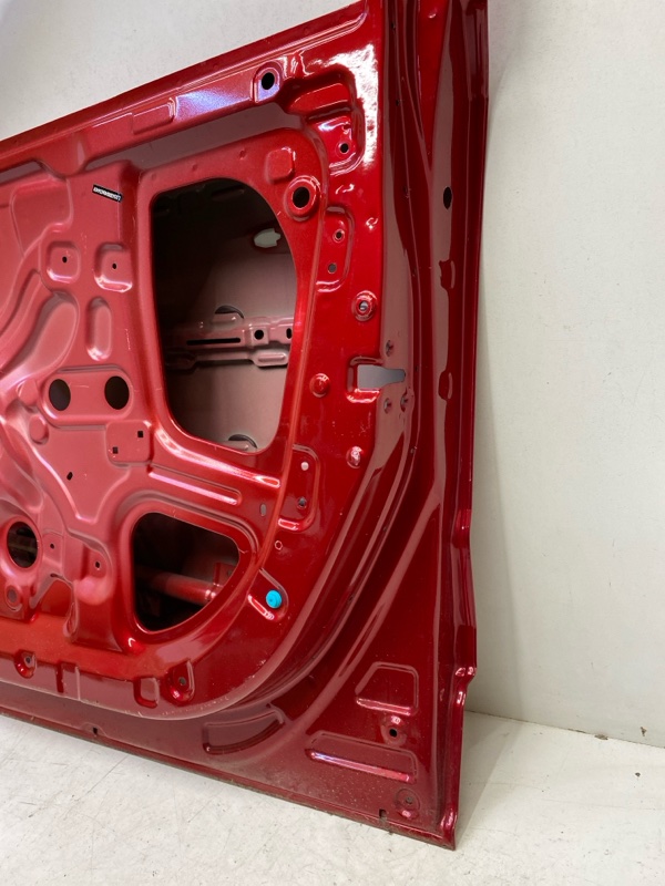 Дверь передняя правая