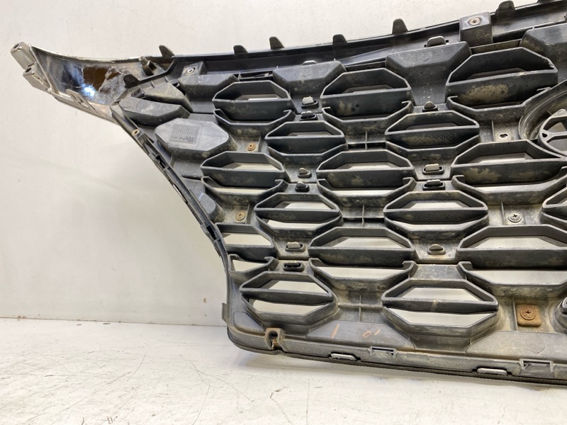 Решетка радиатора