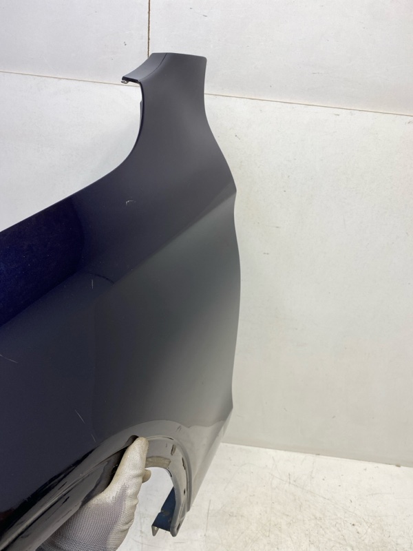 Крыло переднее левое