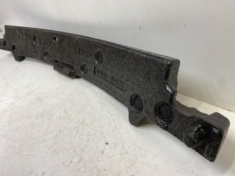 Наполнитель переднего бампера