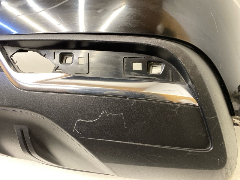 Бампер задний