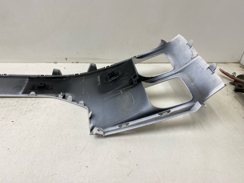 Накладка переднего бампера