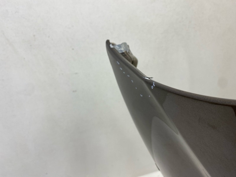 Крыло переднее левое