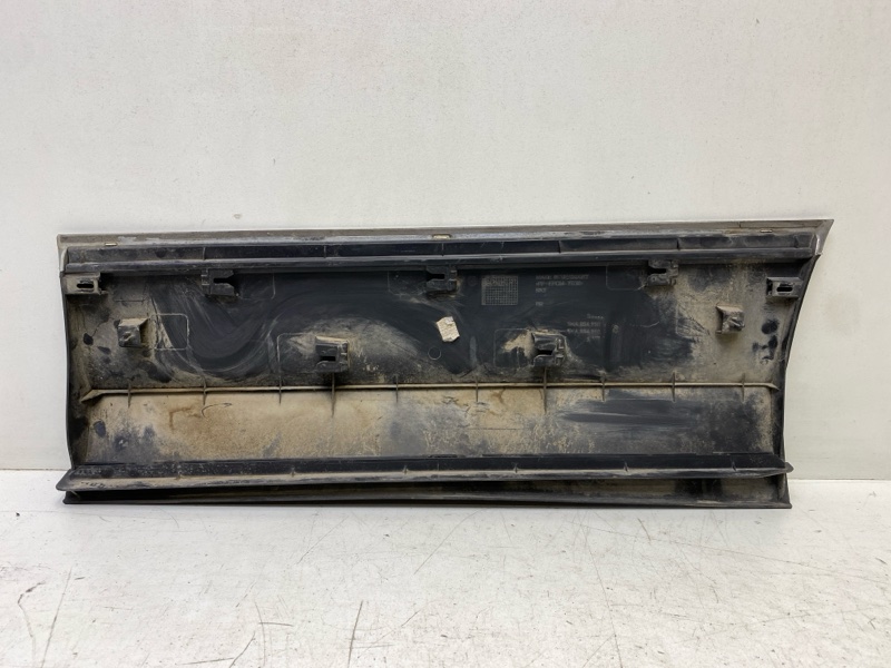 Молдинг двери