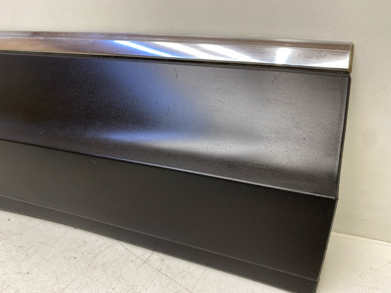 Молдинг двери