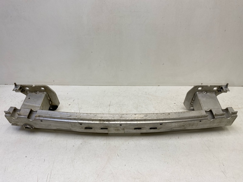 Усилитель заднего бампера