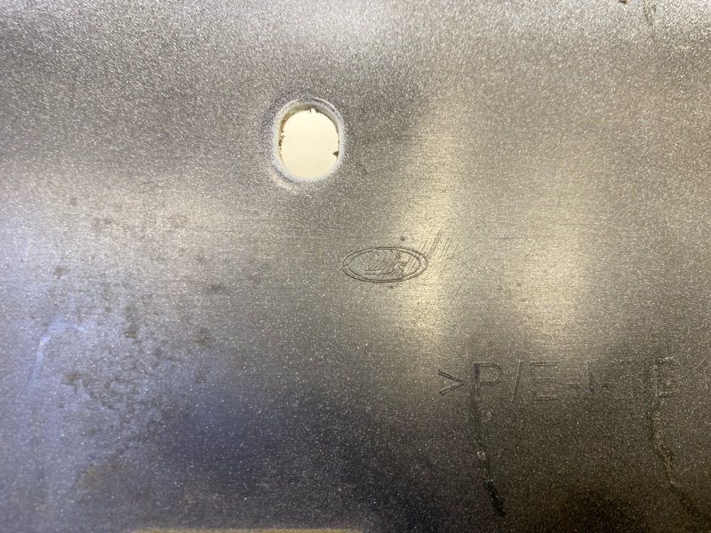 Бампер передний