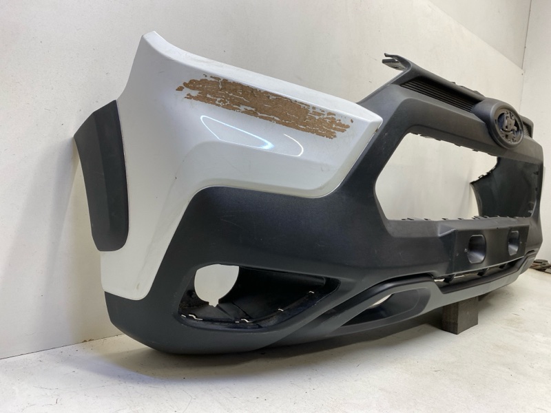 Бампер передний