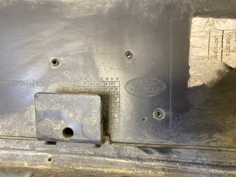 Бампер передний