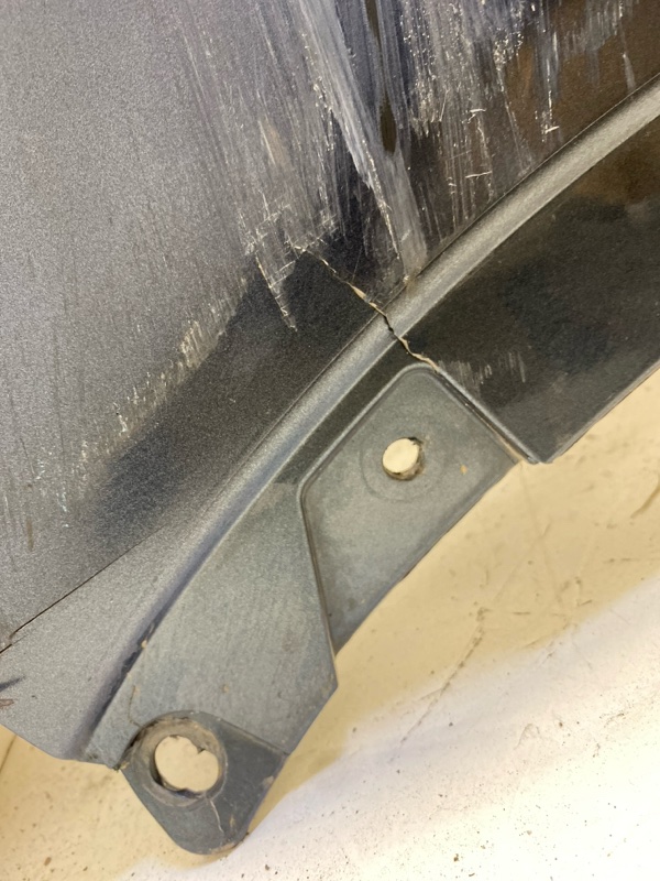 Бампер передний