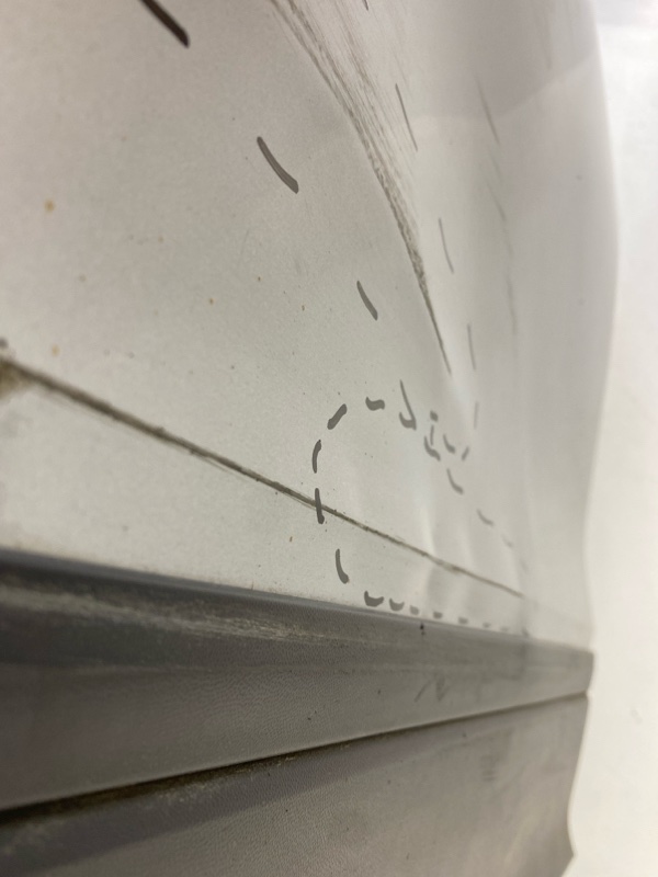 Дверь передняя левая