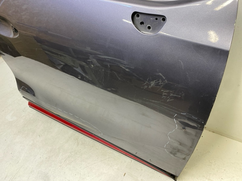 Дверь передняя правая