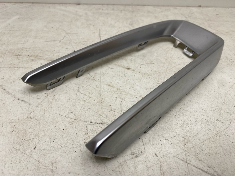 Накладка переднего бампера левая