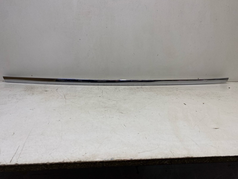 Накладка двери багажника