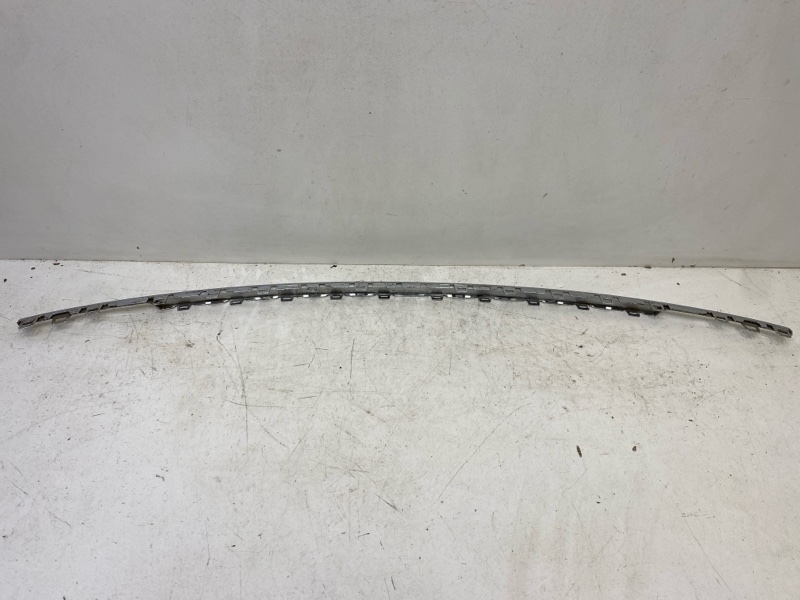 Молдинг заднего бампера