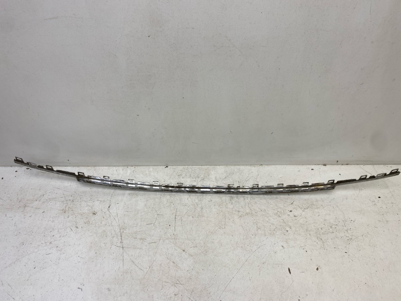 Молдинг заднего бампера