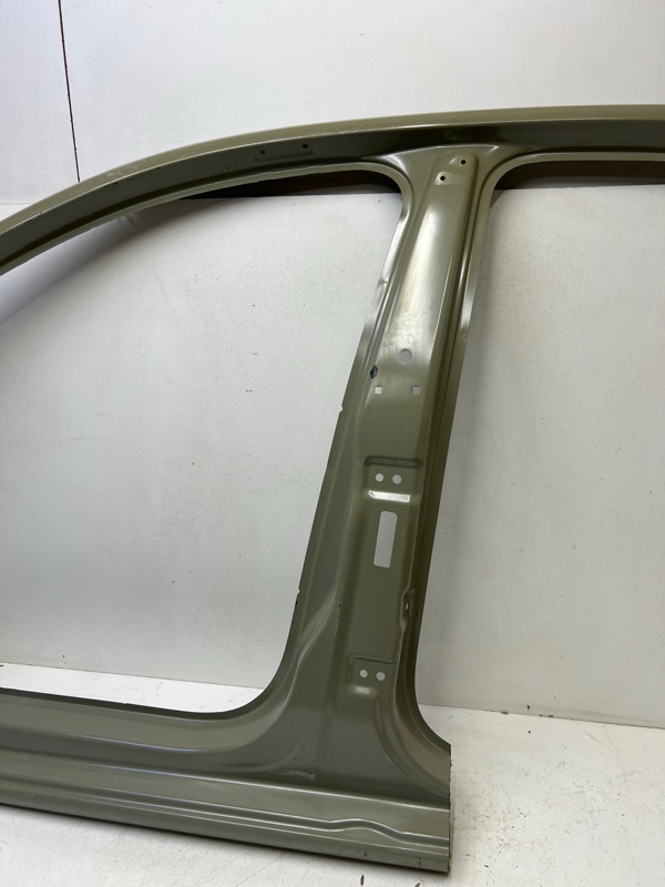 Кузовной элемент