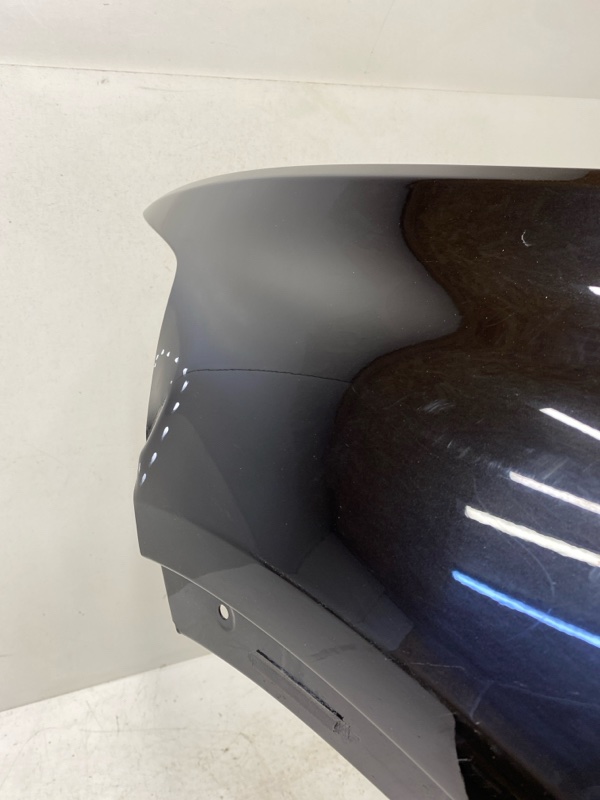 Крыло переднее левое