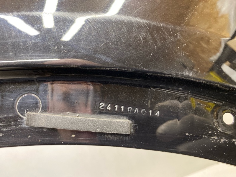 Крыло переднее левое