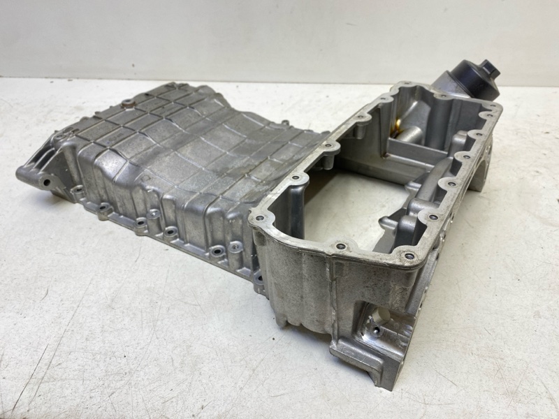 Поддон масляный двигателя (картер)