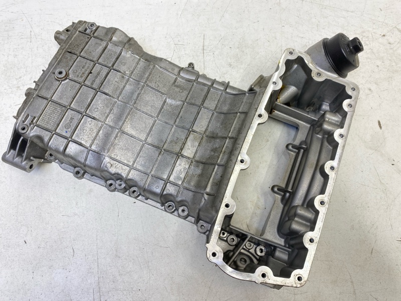 Поддон масляный двигателя (картер)