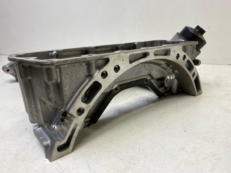 Поддон масляный двигателя (картер)