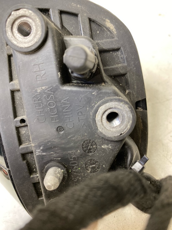 Зеркало правое электрическое