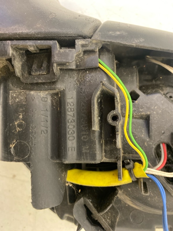 Зеркало правое электрическое