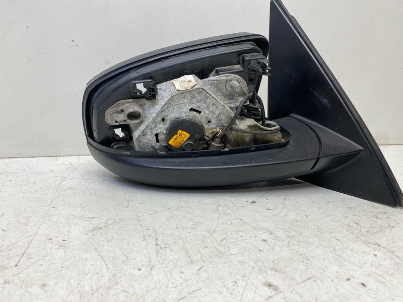 Зеркало правое электрическое