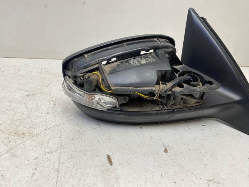 Зеркало правое электрическое