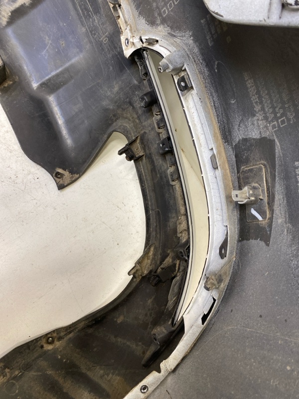 Бампер задний