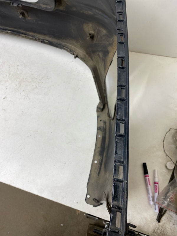 Бампер задний