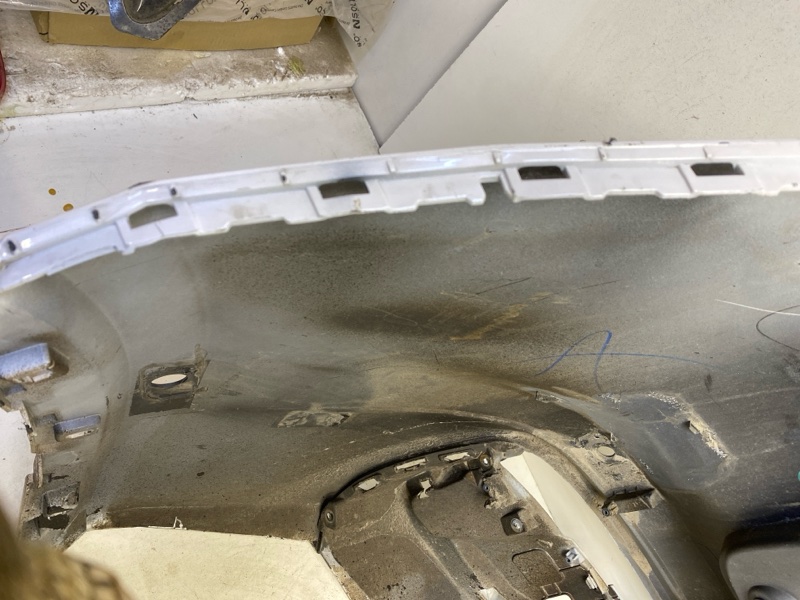 Бампер задний