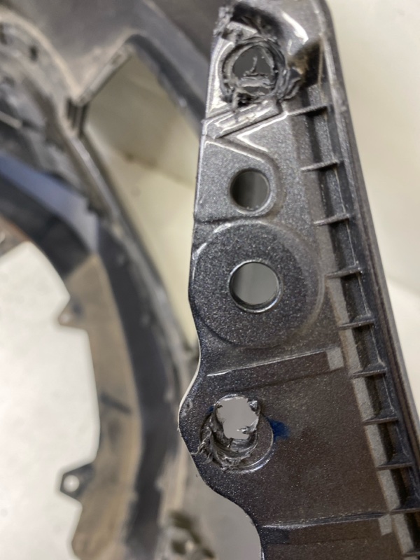 Бампер передний