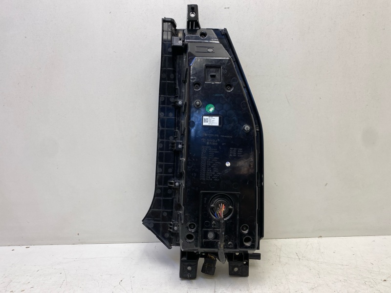 Фонарь задний левый