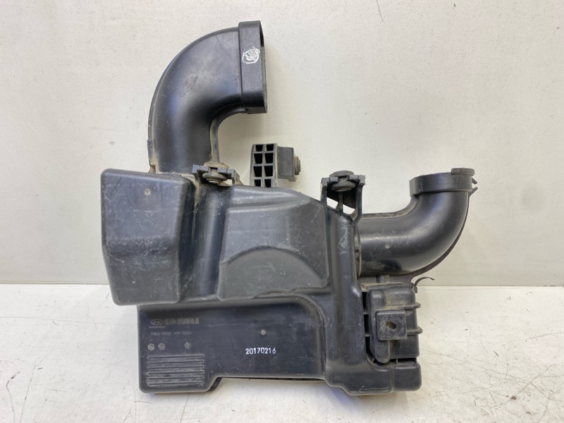 Резонатор воздушного фильтра