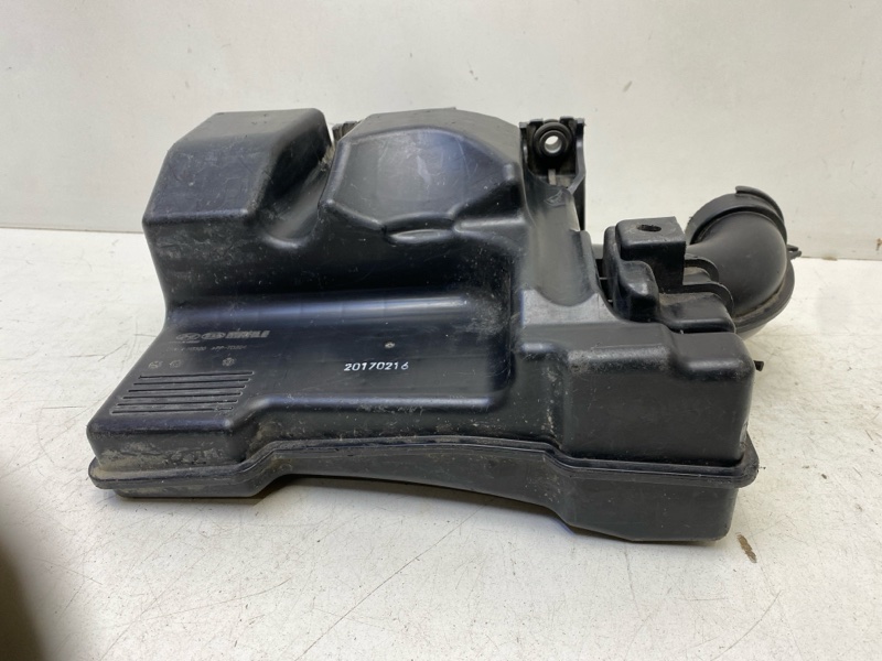 Резонатор воздушного фильтра