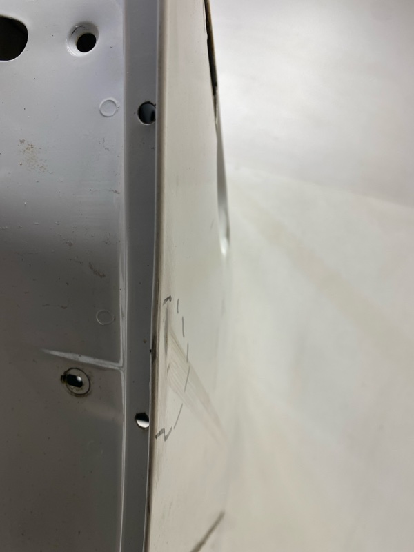 Дверь задняя правая