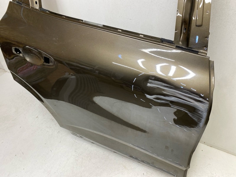 Дверь задняя правая