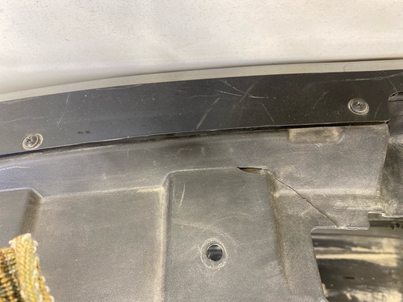 Бампер передний