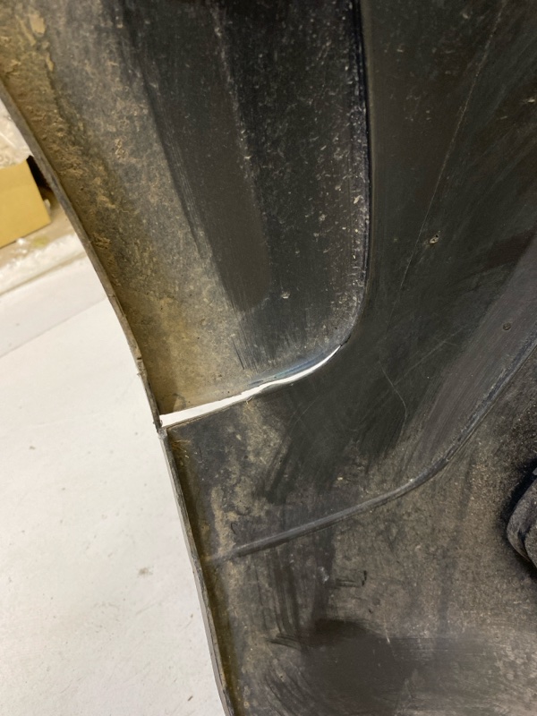 Бампер передний