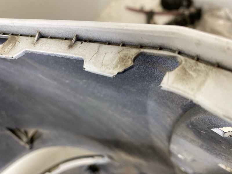 Бампер задний