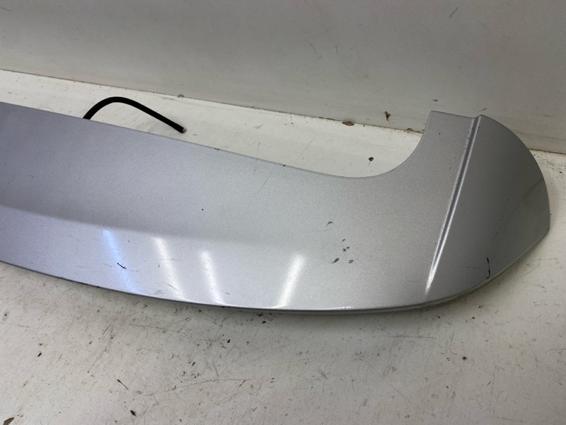 Спойлер (дефлектор) крышки багажника